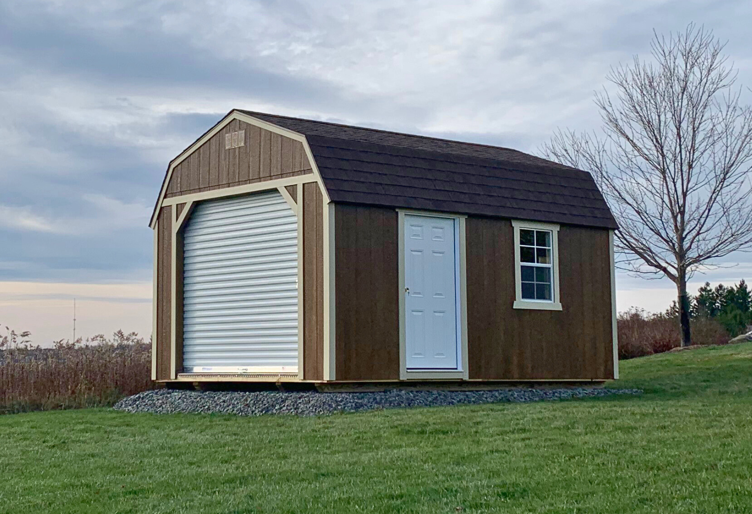 EndUse_LoftedGarage_Chestnut_BlackShingle_EDITED